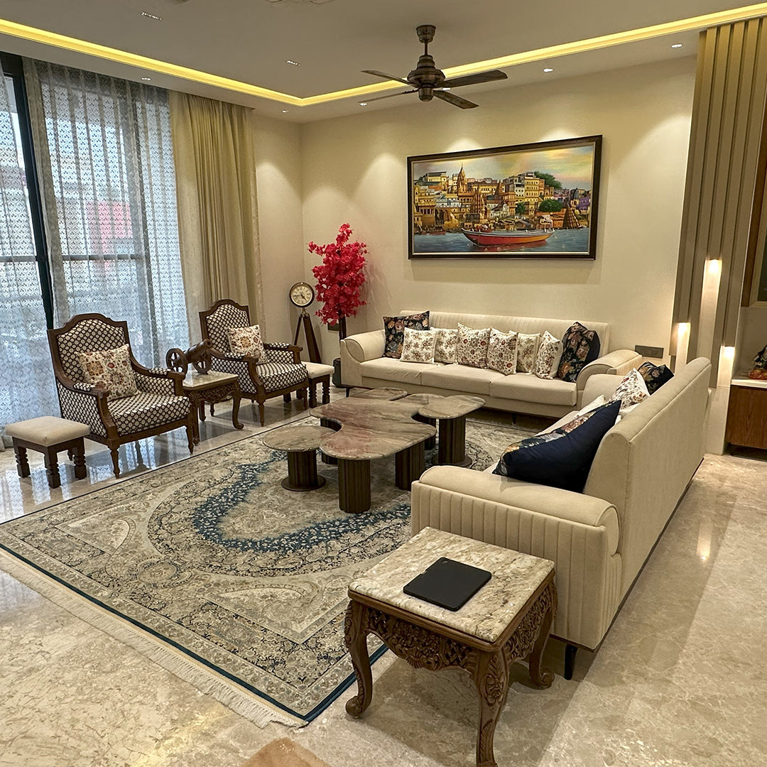 Sofa with coffee table 