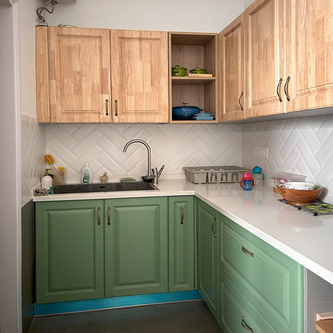 Modular l-shaped green kitchen
