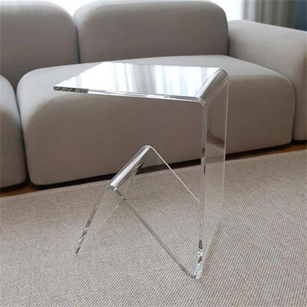 Luna Acrylic End Table | Clear