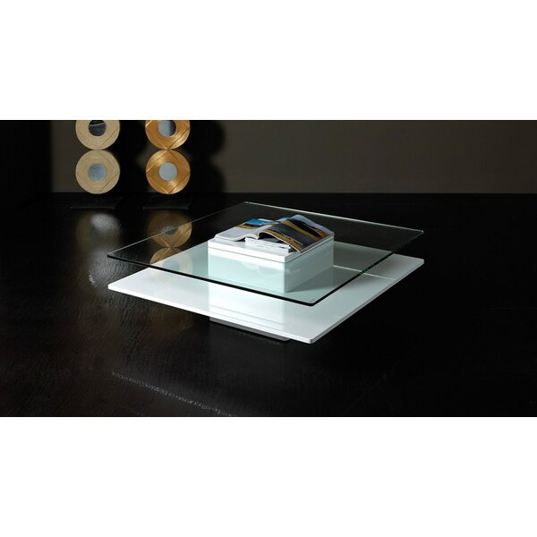 Sisvo Coffee Table | White