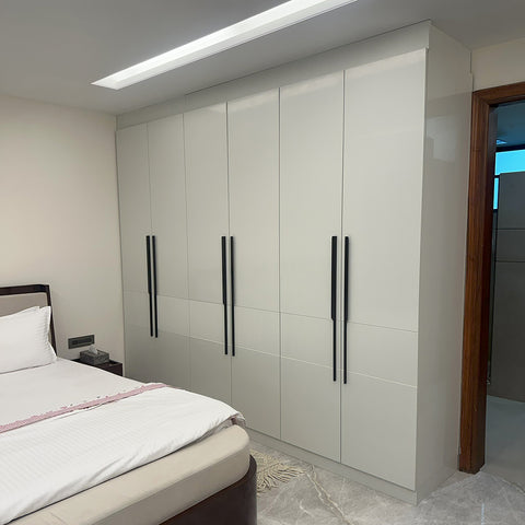 Custom white modular wardrobe with black handle