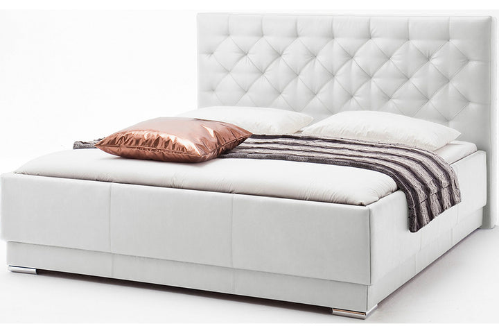 Titan Bed with Hydraulic Storage | King | White Leatherette