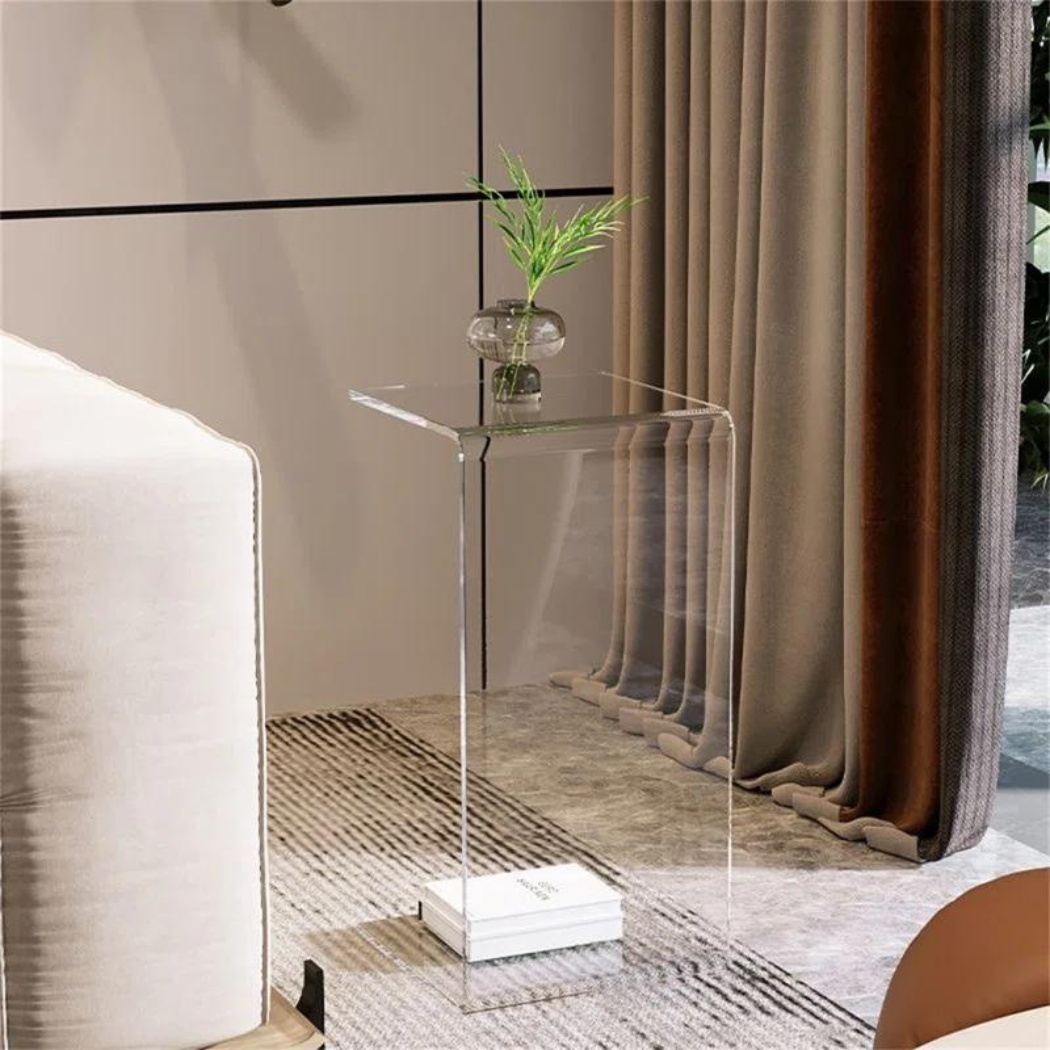 Urban Acrylic End Table | Clear