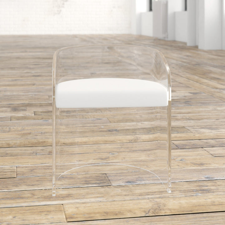 Elvira Arm Acrylic  Chair | Clear