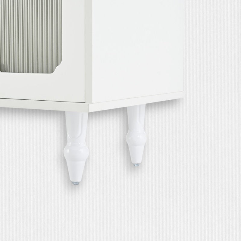 Durable and sturdy legs of white tv stand