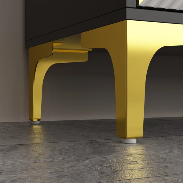 Premium metal legs in gold accent