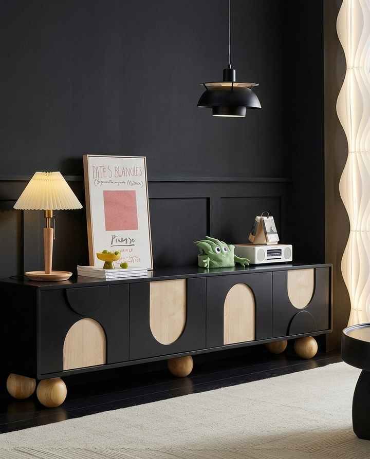 Brunzy TV Stand | Black | Medium