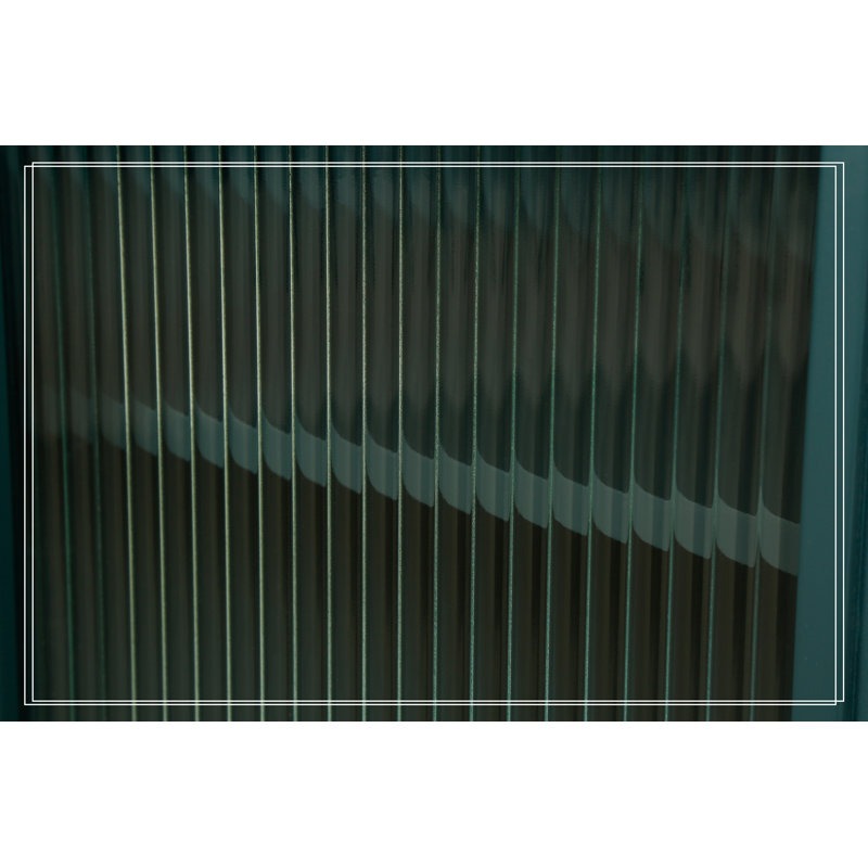  fluted glass doors, offering a stylish and slightly transparent look 